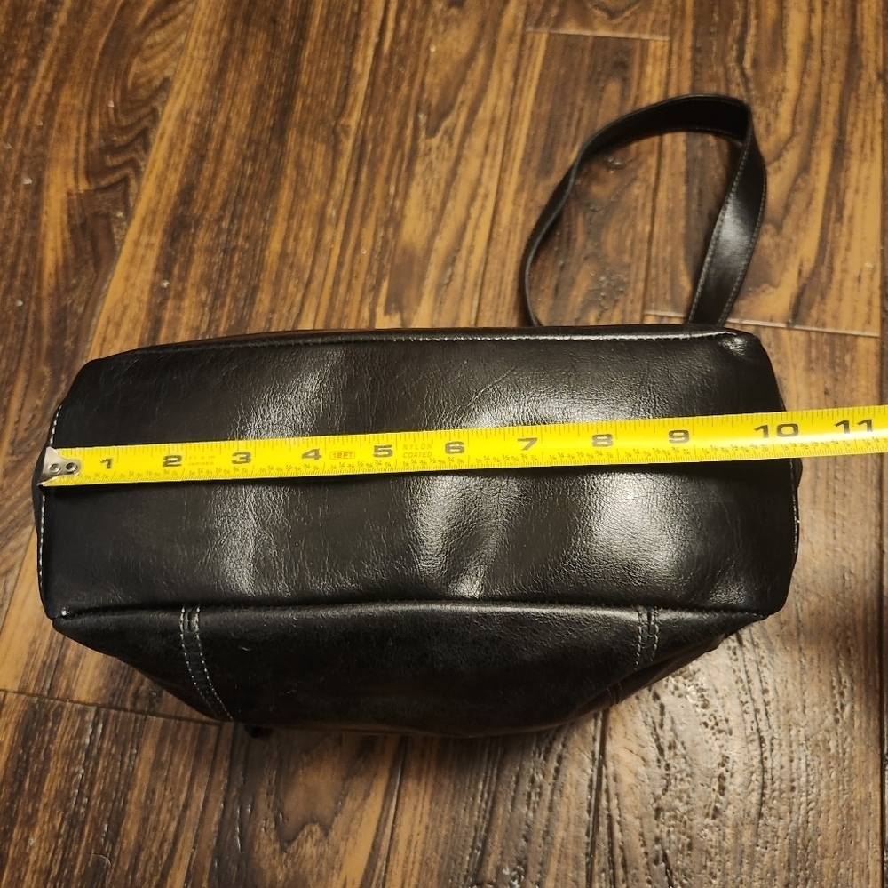Giani Bernini Stitched Black Leather Bag Excellent Condition! - Picture 7 of 16